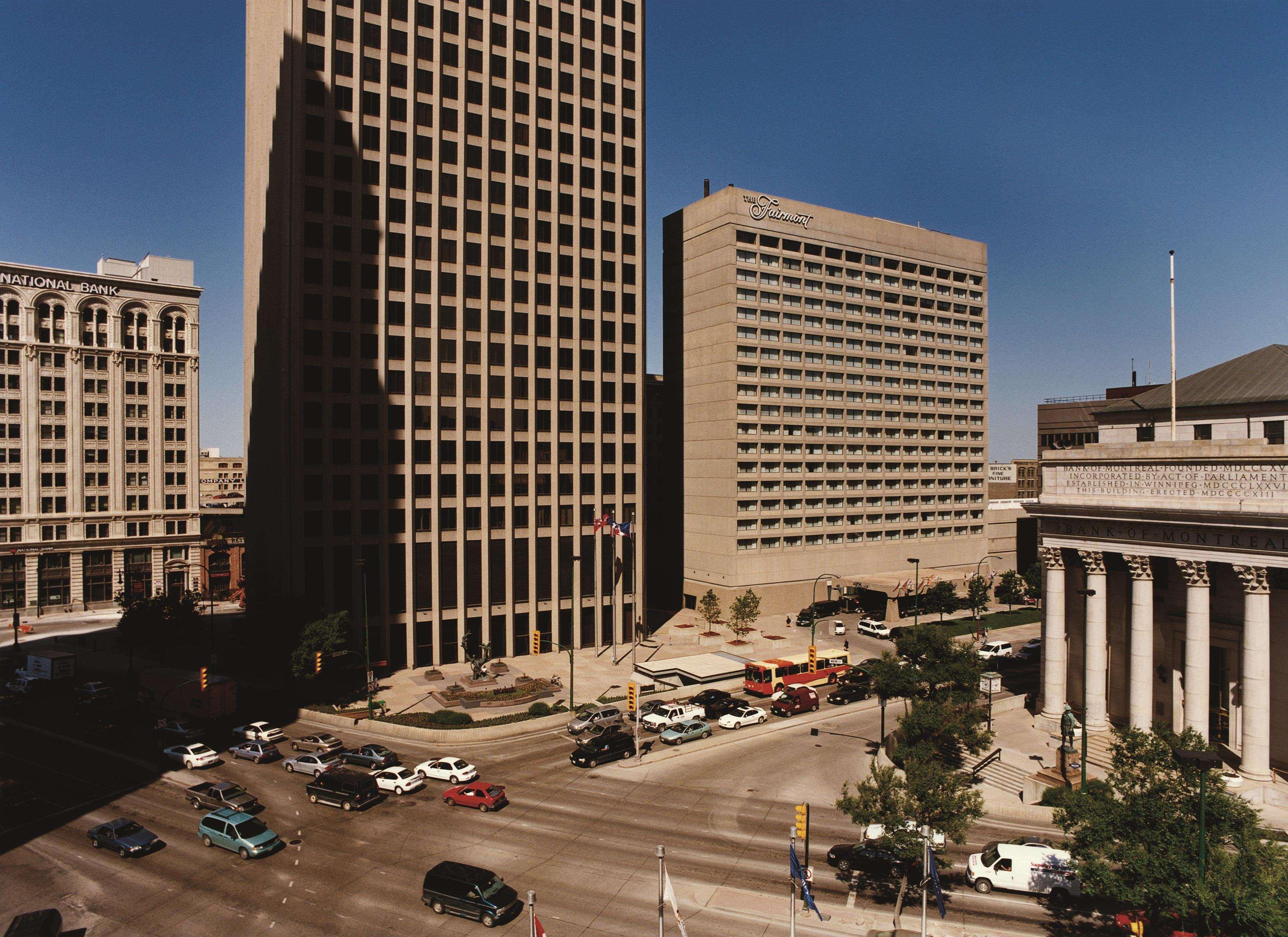 Fairmont Winnipeg Exterior photo